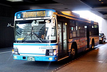 12.カンデオホテルズ千葉の送迎バスに充当される1110号車（2019年3月3日撮影）