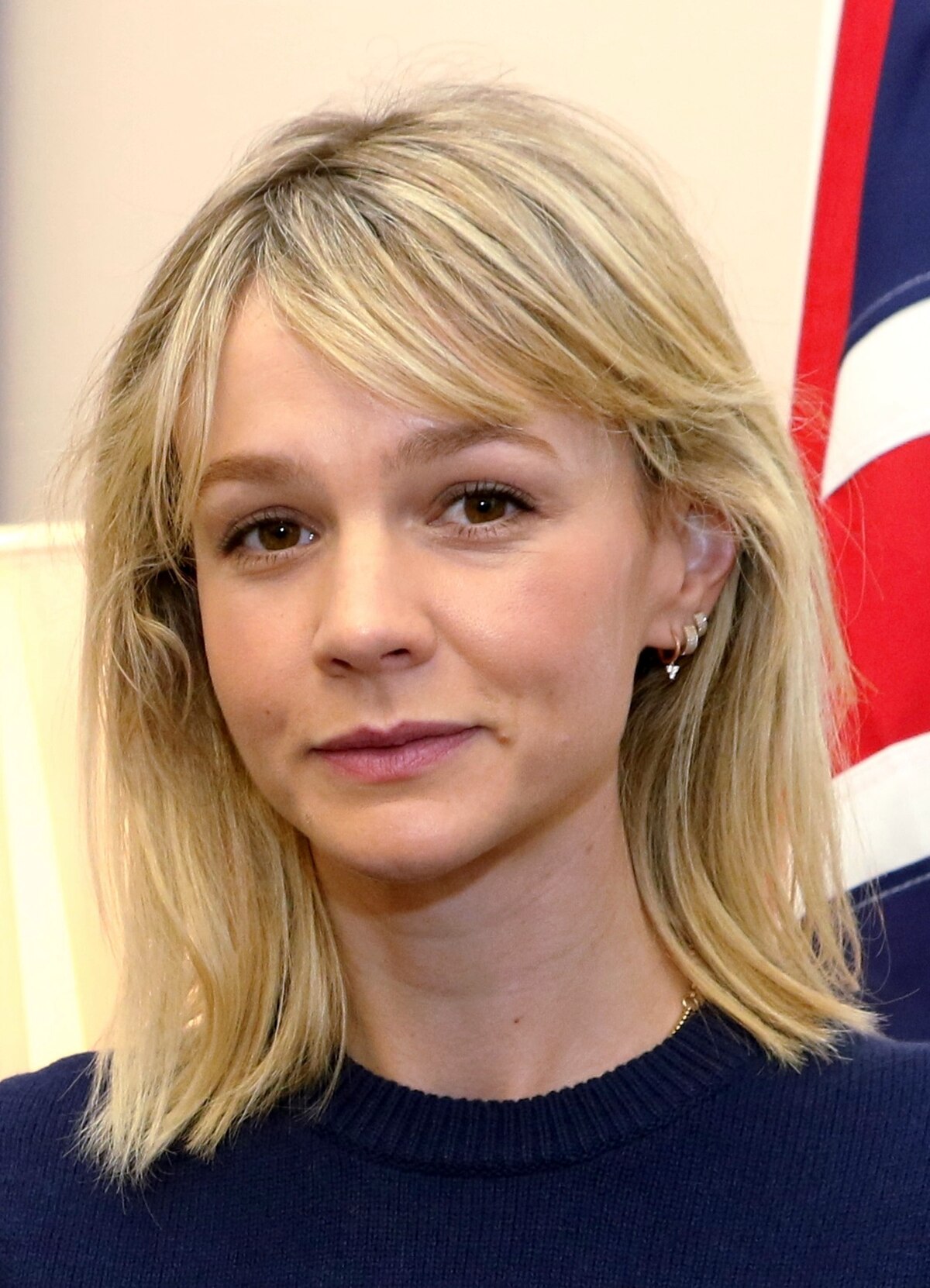 carey mulligan hair growing out