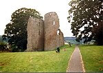 Thumbnail for File:Castell Crughywel - Crickhowell Castle - geograph.org.uk - 4547264.jpg