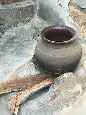 Clay pot 2.jpg
