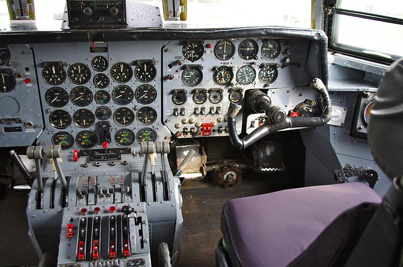 File:Cockpit of the Armstrong Whitworth Argosy (5761841367).jpg