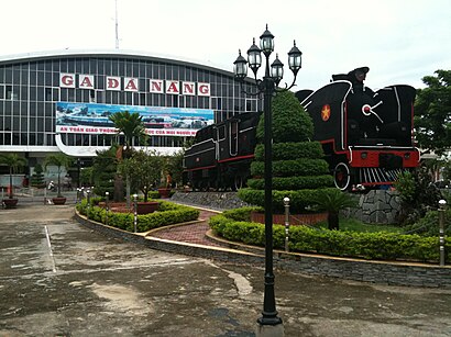 Da Nang Train Stn Front.JPG