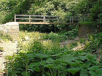 A bridge over a dry River Manifold, near Grindon Dry river Manifold.jpg