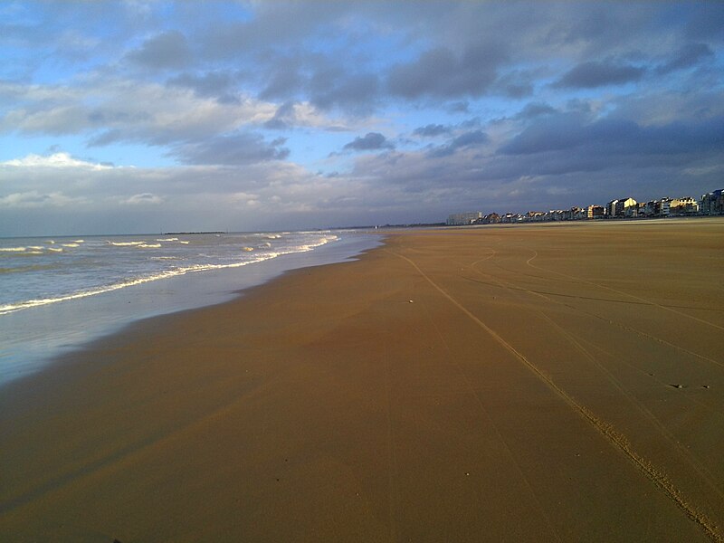 File:Dunkerque (plage).jpg