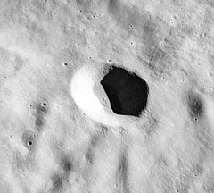 Easley crater AS15-M-2508.jpg