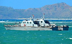La NRTL Oecusse e NRTL Atauro all'ancora al largo di Dili