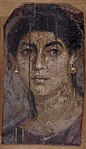Begravningsporträtt av ung kvinna (s.k. Fayyum-porträtt), Egypten, 200-talet.