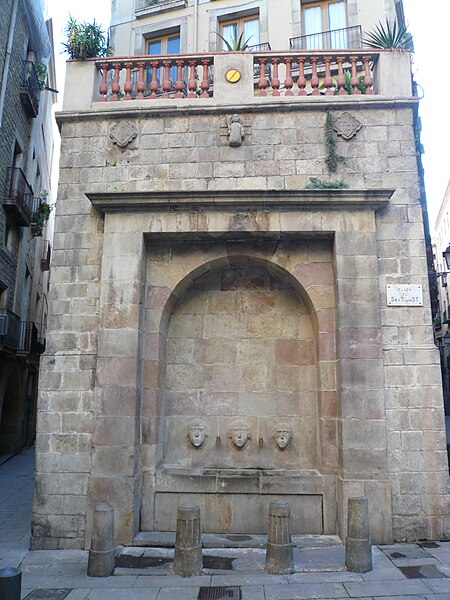 File:Font de Sant Just P1100905.JPG