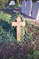 Frankfurt, main cemetery, grave at 556 Fester.JPG