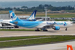 French Blue, F-HPUJ, Airbus A330-323 (28468912645).jpg