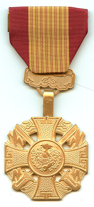 <span class="mw-page-title-main">Gallantry Cross (South Vietnam)</span> Award
