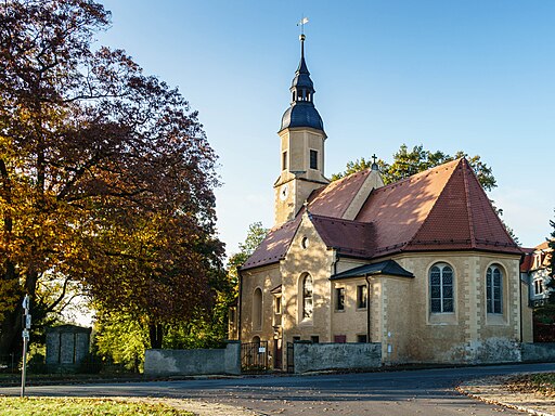 Glaubitz Kirchgasse Kirche