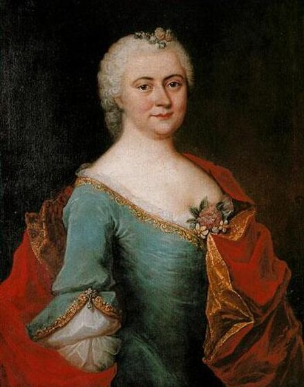 Die Gottschedin, his first wife, Luise Adelgunde Victorie Gottsched (born Kulmus) in an oil portrait by Elias Gottlob Haussmann c.1750