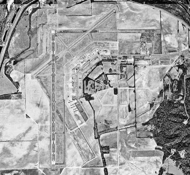 File:Greenwood Airport Mississippi - USGS Orthophoto 17 Feb 1996.jpg