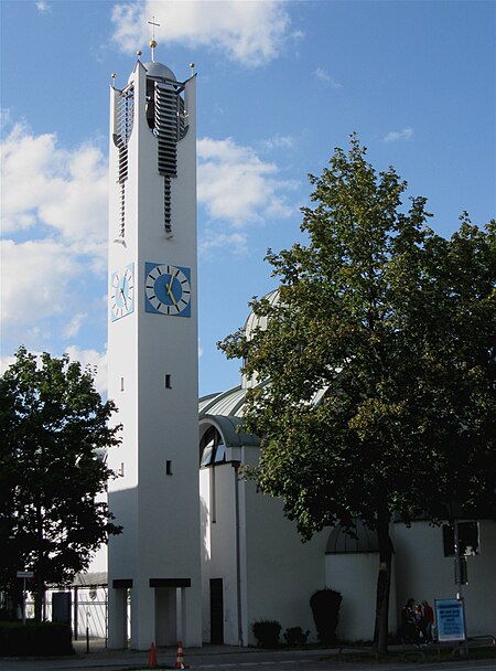 Tập_tin:Griechisch-orthodoxe_Allerheiligenkirche_Muenchen-Schwabing-1.jpg