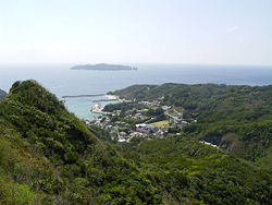 Vue depuis un sommet de l'île.