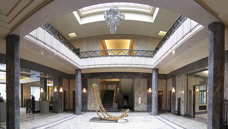 File:Hall de la Villa Empain - avenue Roosevelt - panoramio.jpg