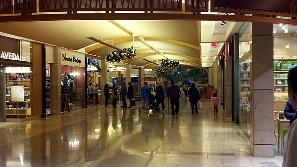 The Shops at Willow Bend, Plano's upscale shopping mall