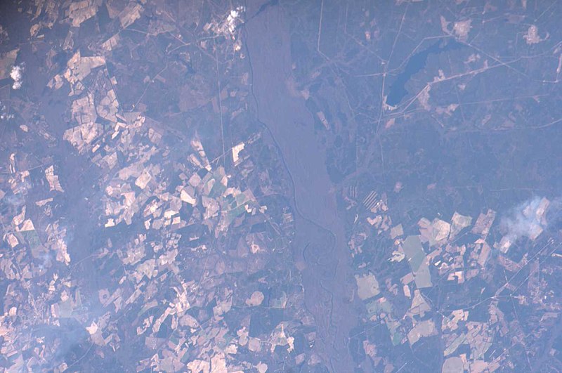 File:ISS012-E-16634 - View of The State of Georgia.jpg