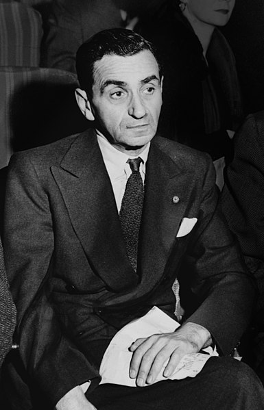 File:Irving Berlin Portrait2.jpg