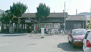 JRKyushu Kamiusuki Station01.jpg