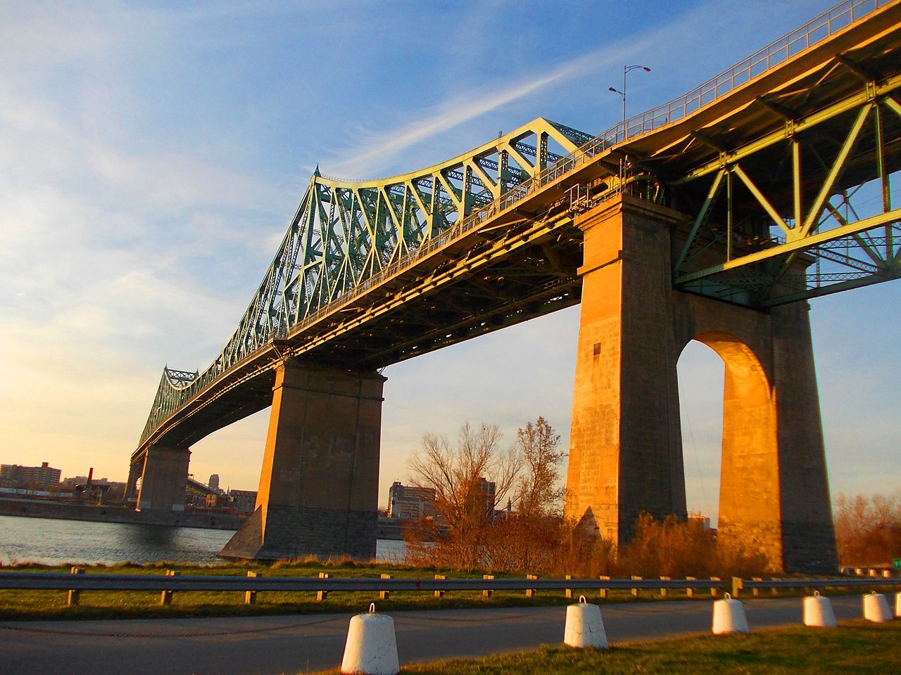 jacques cartier bridge hours