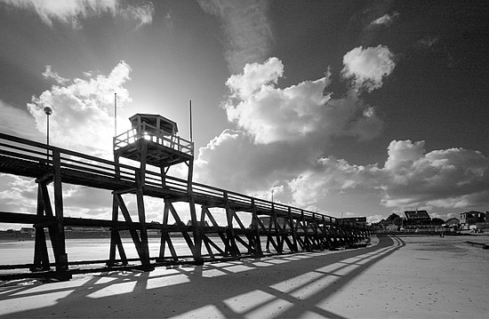 La jetée de Luc-sur-Mer dans le Calvados.