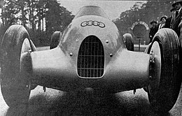 The Auto-Union 1935 GP, de face (Auto Union Type B) .jpg