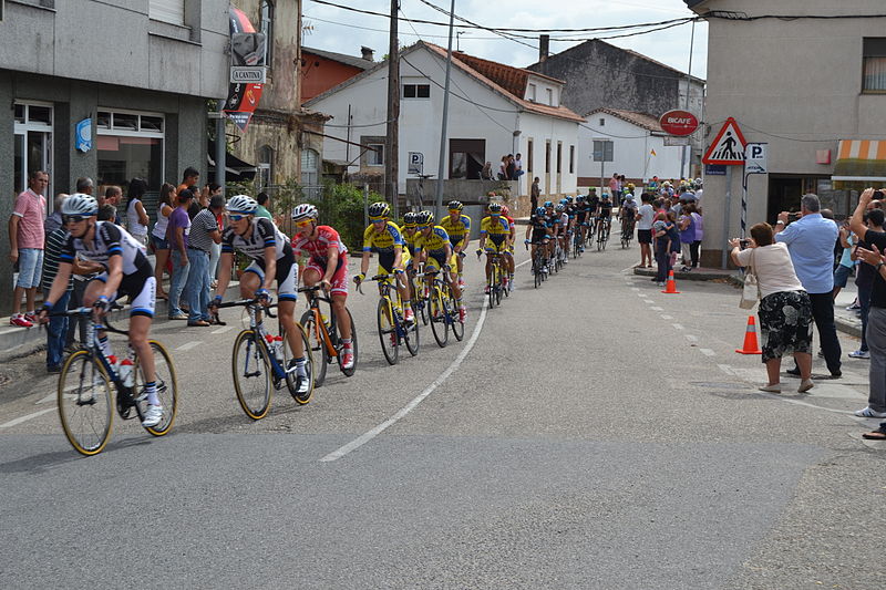 File:La Vuelta a España 2014 - O Rosal (125).JPG