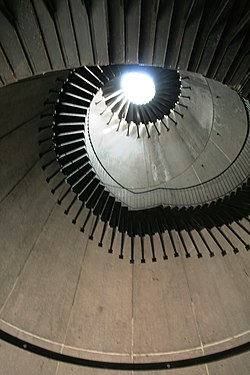 Lac et île de Vassivière, Haute-Vienne, France, phare et bâtiments d'Aldo Rossi et Xavier Fabre 1