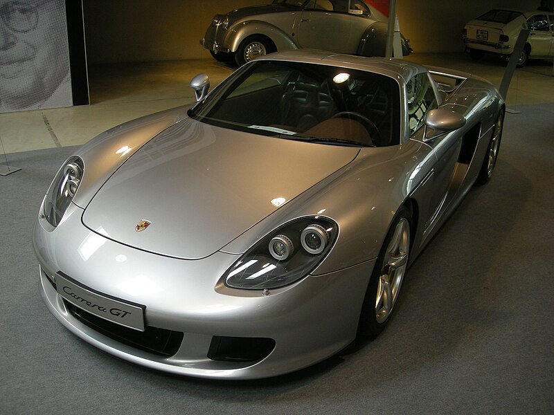 File:Langenburg Jul 2012 35 (Deutsches Automuseum - 2005 Porsche 980 Carrera GT).jpg