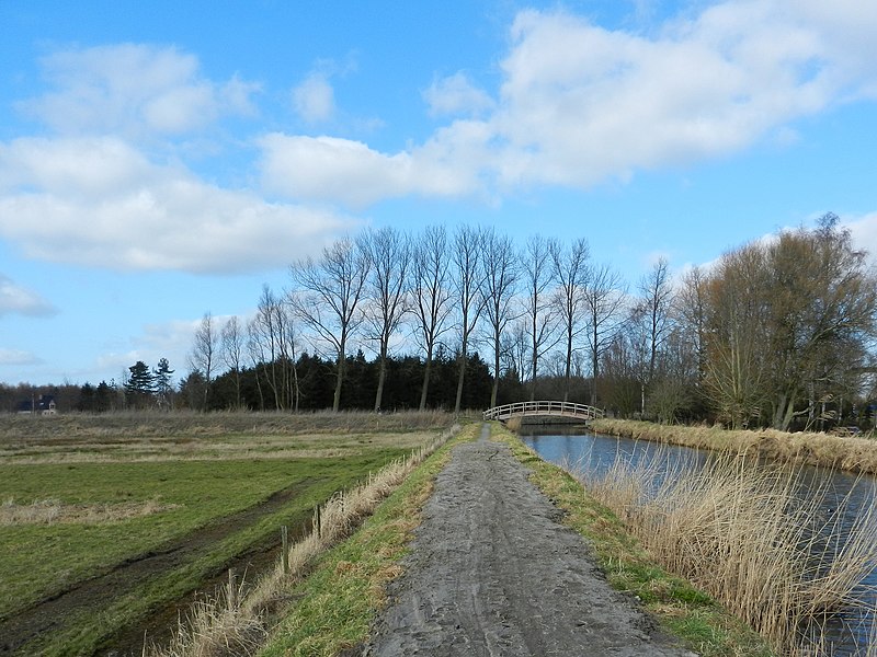 File:Leebeek - panoramio.jpg