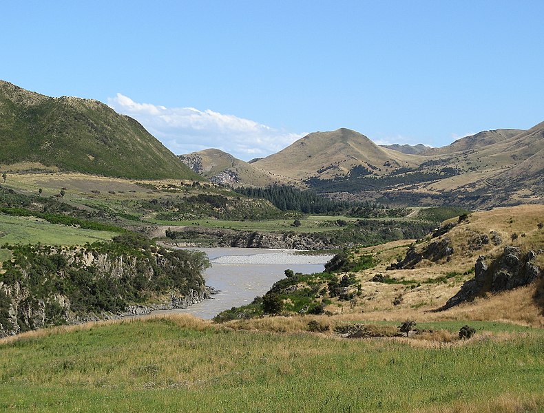 File:Lewis Pass Road - panoramio.jpg