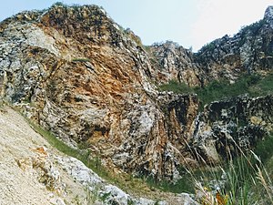 Limestone outcrop in Citatah.jpg
