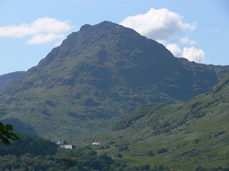 File:Loch Lomonde shores 09.JPG