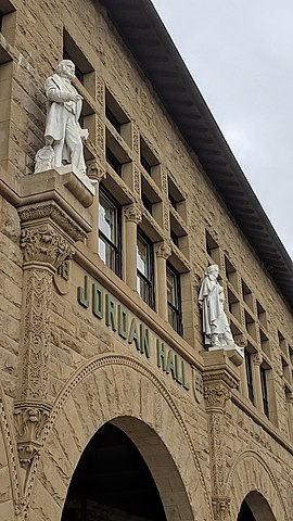 Louis Agassiz and Alexander von Humboldt statues at Jordan Hall, Stanford.jpg