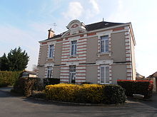 Mairie de Lézigné.
