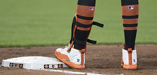 Manny Machado Cleats (33867367695)