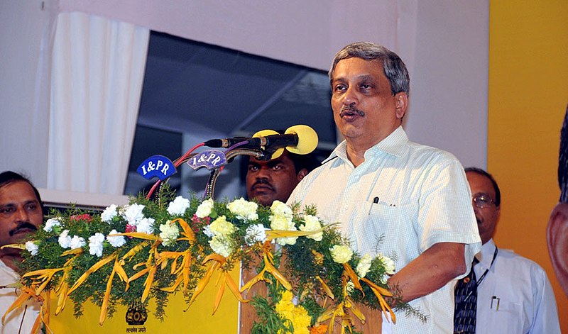 File:Manohar Parrikar addressing at the inauguration of three new Central Schemes, “Pradhan Mantri Jeeven Jyoti Bima Yojana”, Pradhan Mantri Suraksha Bima Yojana”, and “Atal Pension Yojana”, at tummalapalli Kalakshetram.jpg