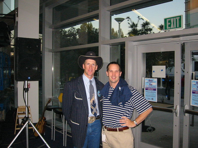 File:Me with Wylie Gustafson.jpg