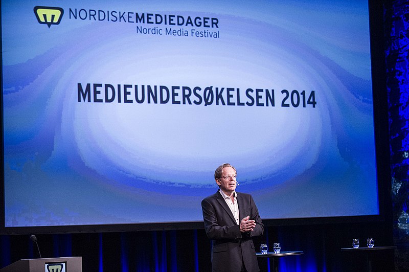 File:Medieundersøkelsen 2014 (14113480136).jpg