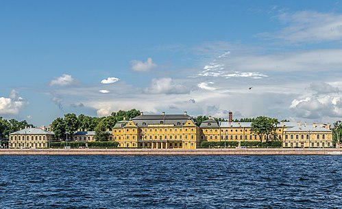 Корпус 1 санкт петербург. Дворец Меньшикова Санкт-Петербург. Дворец Меньшикова на Васильевском острове. Дворец а д Меншикова в Петербурге. Меншиковский дворец в Санкт-Петербурге (1710 — 1720).