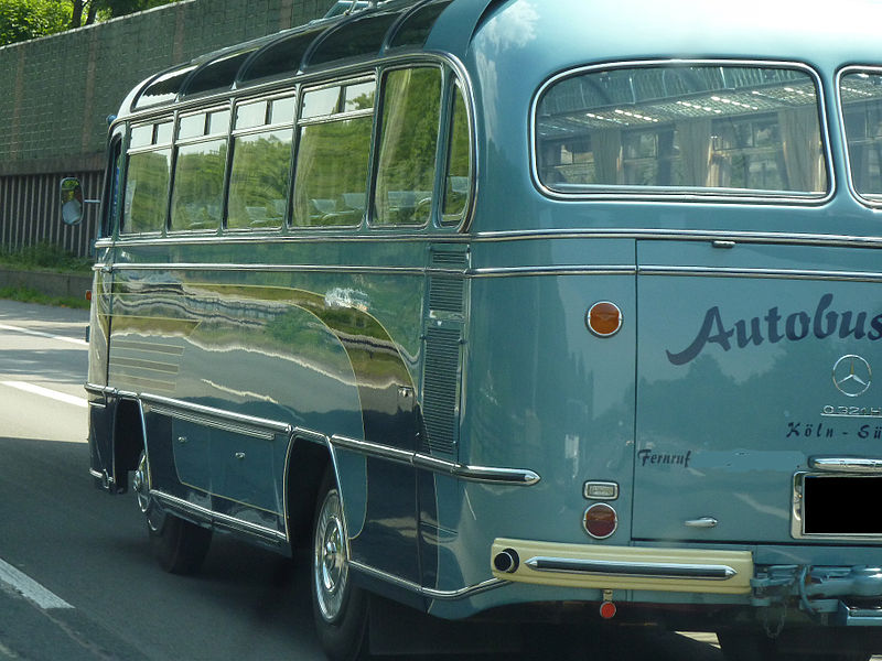 File:Mercedes Benz Bus (O 321H).jpg