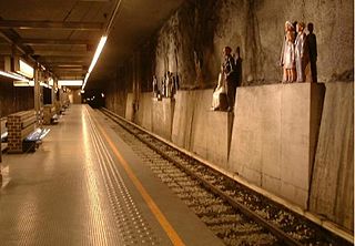 <span class="mw-page-title-main">Stuyvenbergh metro station</span> Metro station in Brussels, Belgium
