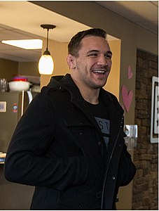 Michael Chandler (Cropped) .jpg