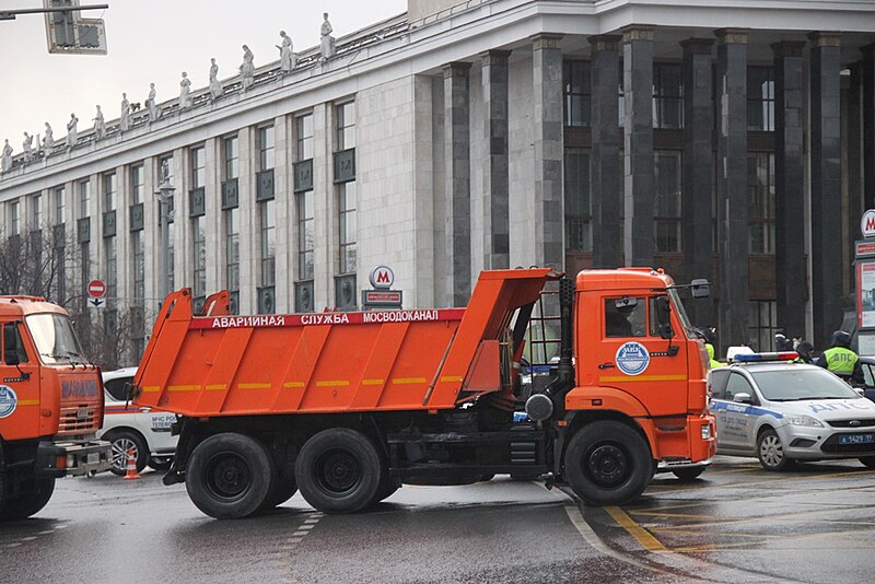 File:Moscow, Russian state library building (38531380725).jpg