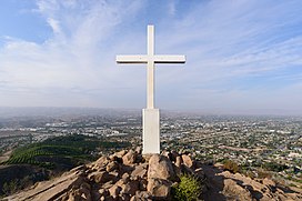 Gunung McCoy Cross