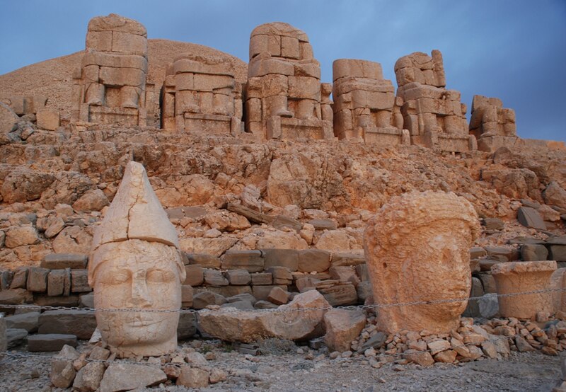 File:Nemrut Dagi 1.JPG