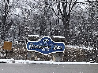 <span class="mw-page-title-main">Oconomowoc Lake, Wisconsin</span> Village in Wisconsin, United States