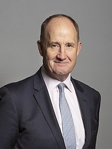 Kevin Hollinrake MP crop 2.jpg'nin resmi portresi